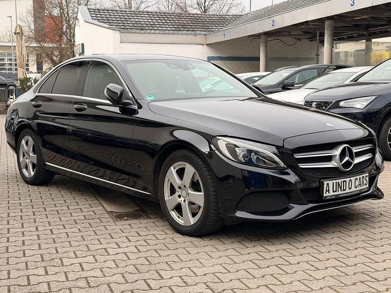 Gebraucht Mercedes C200 Avantgarde 184 PS (135 kW) 2015 Schwarz Limousine