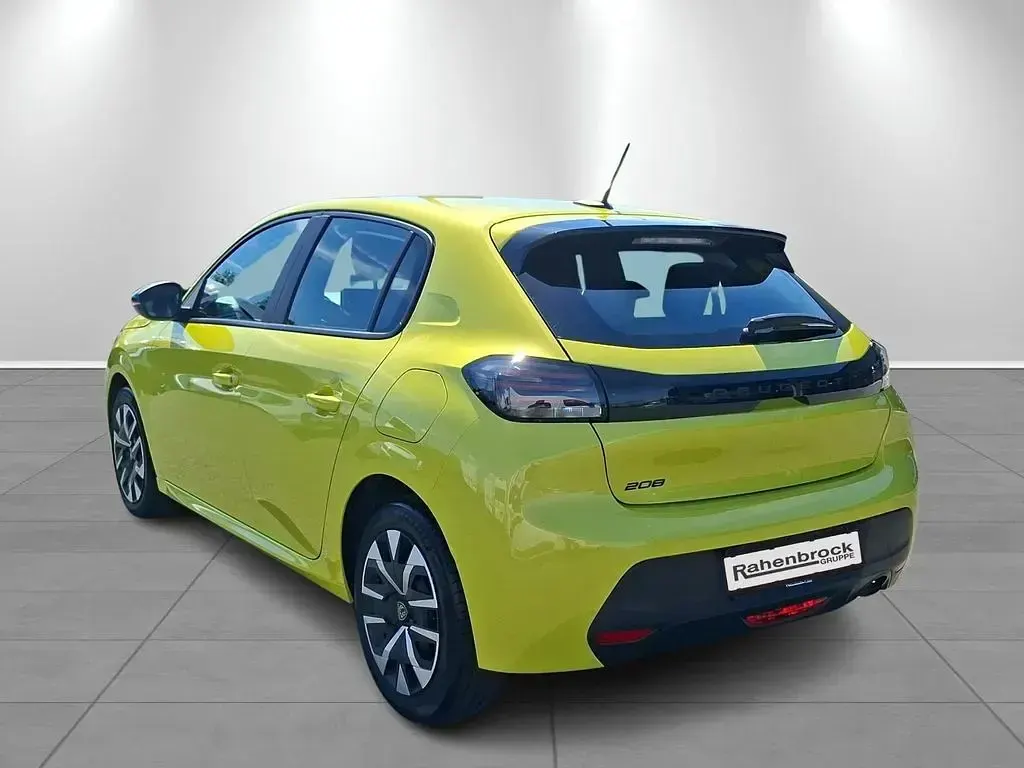 Gebraucht Peugeot 208 Active 75 PS (55 kW) 2024 Gelb Kleinwagen