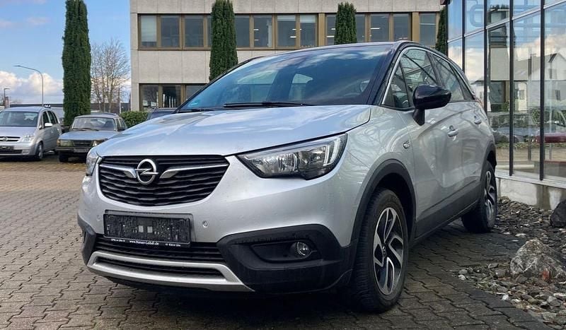 Silber Gebraucht 2018 Opel Crossland Innovation SUV | 11.580 € (Fairer Preis) - Bild 1/4