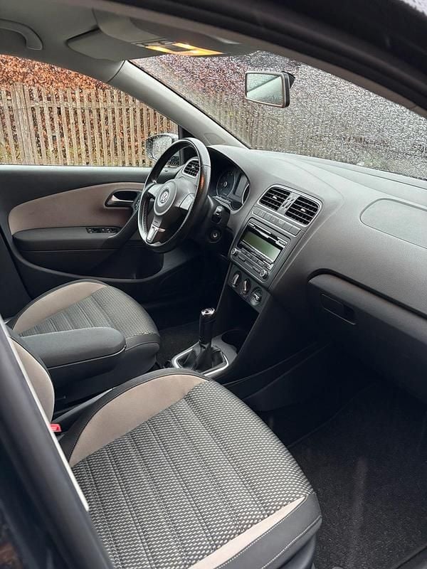 Gebraucht VW Polo Cross 69 PS (50 kW) 2011 Schwarz Kleinwagen