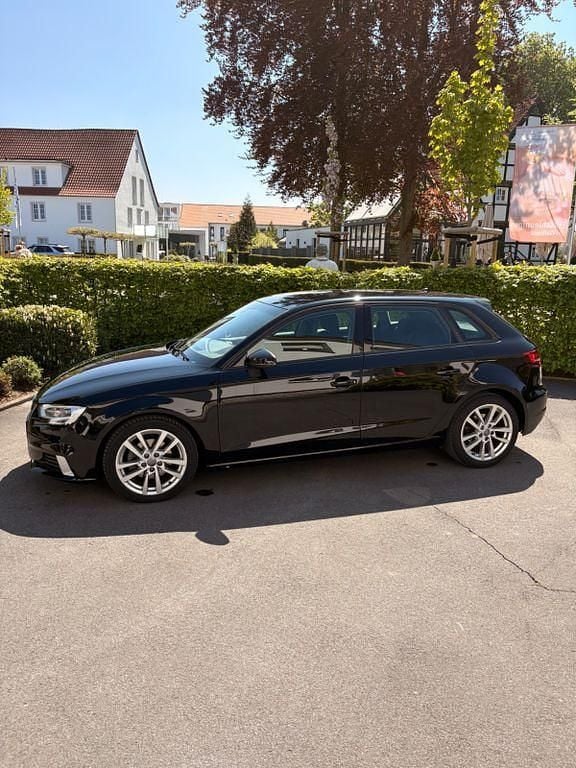 Second-hand Audi A3 150 CP (110 kW) 2018 Negru Berlinǎ