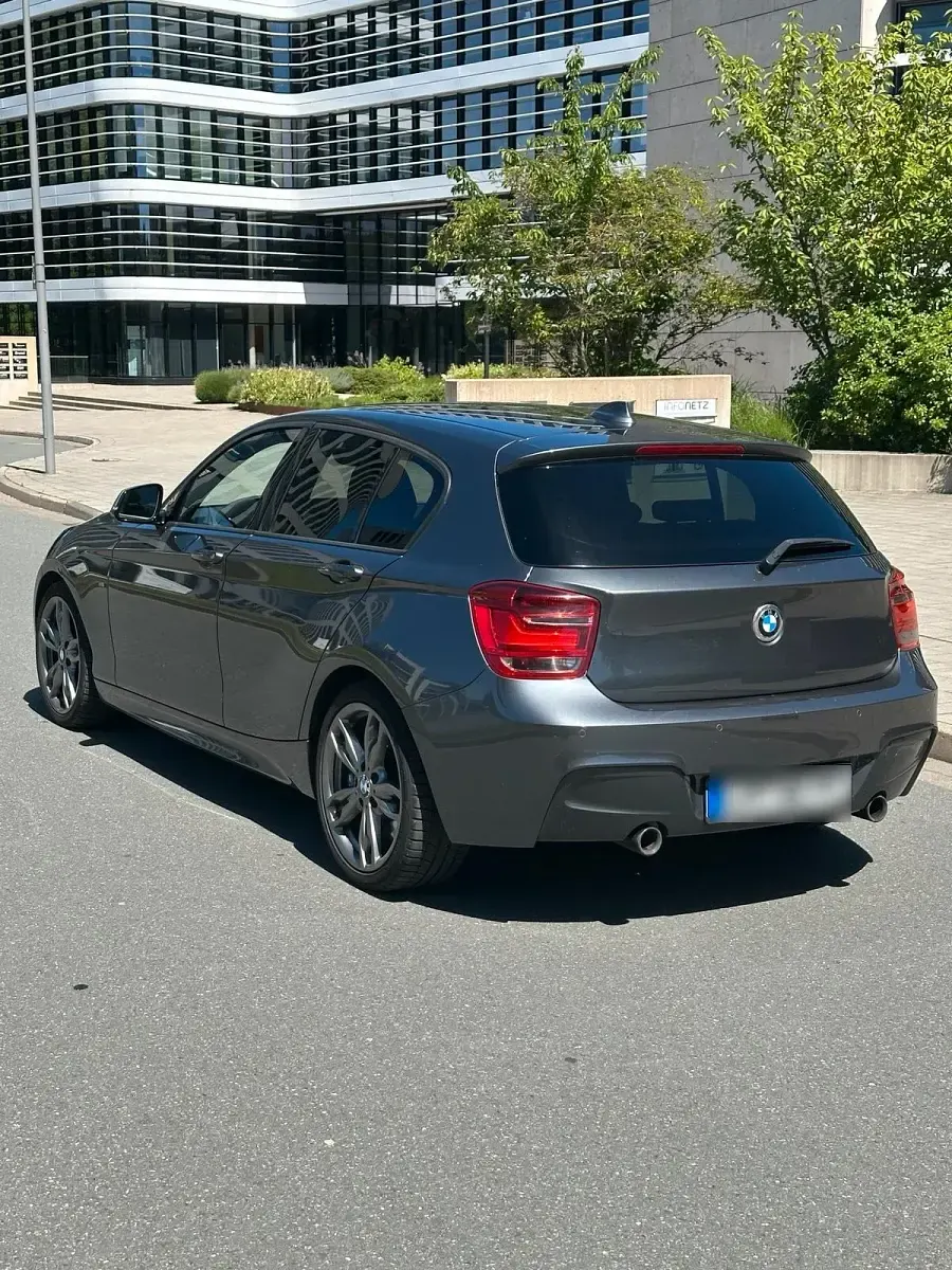 Gebraucht BMW M135 320 PS (235 kW) 2014 Grau Kleinwagen