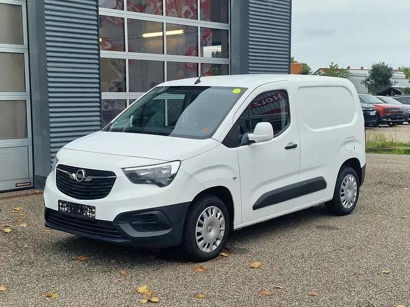 Usata Opel Combo Edition 76 CV (55 kW) 2019 Bianco Monovolume