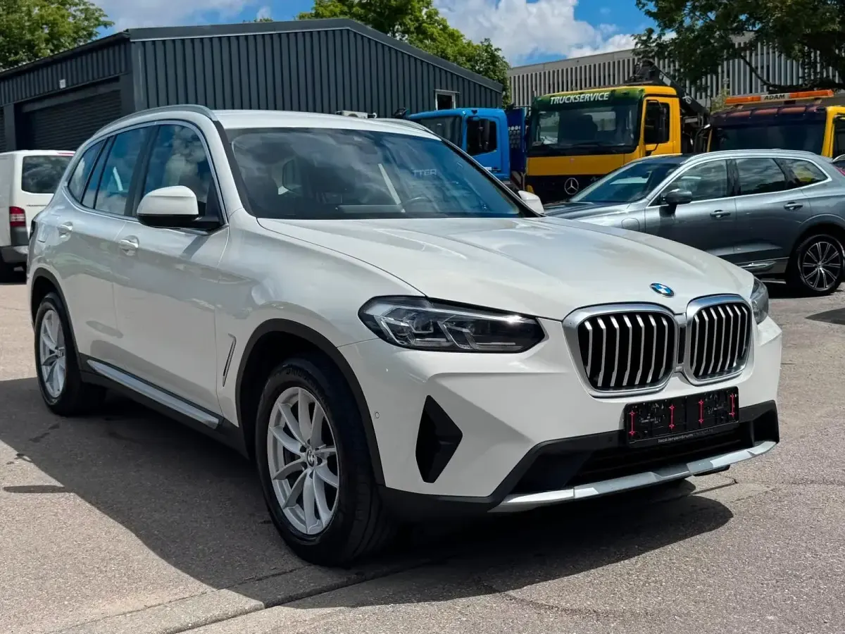 Gebraucht BMW X3 Performance 190 PS (139 kW) 2022 Weiß SUV