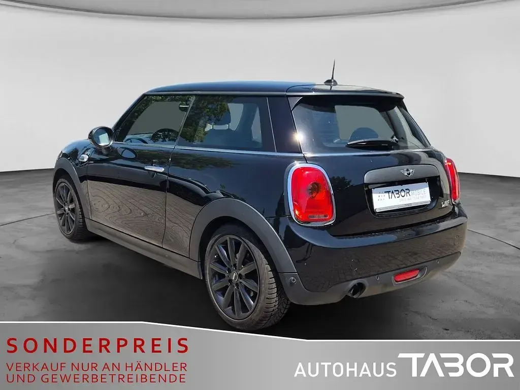 Gebraucht Mini ONE 102 PS (75 kW) 2018 Midnight black Kleinwagen