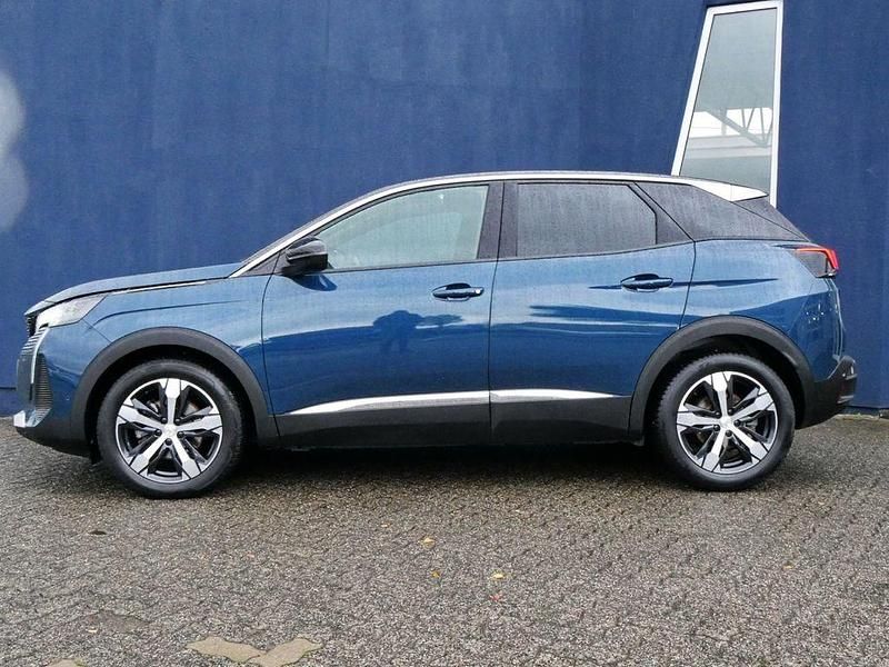 Gebraucht Peugeot 3008 Allure 131 PS (96 kW) 2023 Blau SUV