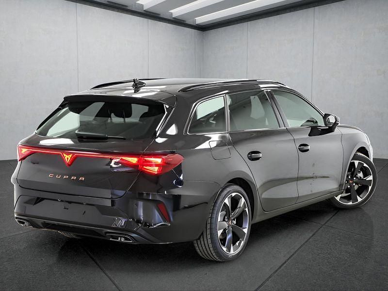 Nowe Cupra Leon 204 KM (150 kW) 2026 Niebieski Kombi