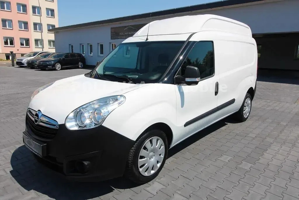 Gebraucht Opel Combo 105 PS (77 kW) 2015 Weiß Van / Kleinbus