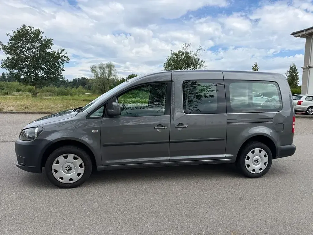 Gebraucht VW Caddy Maxi Trendline 105 PS (77 kW) 2014 Grau Van / Kleinbus