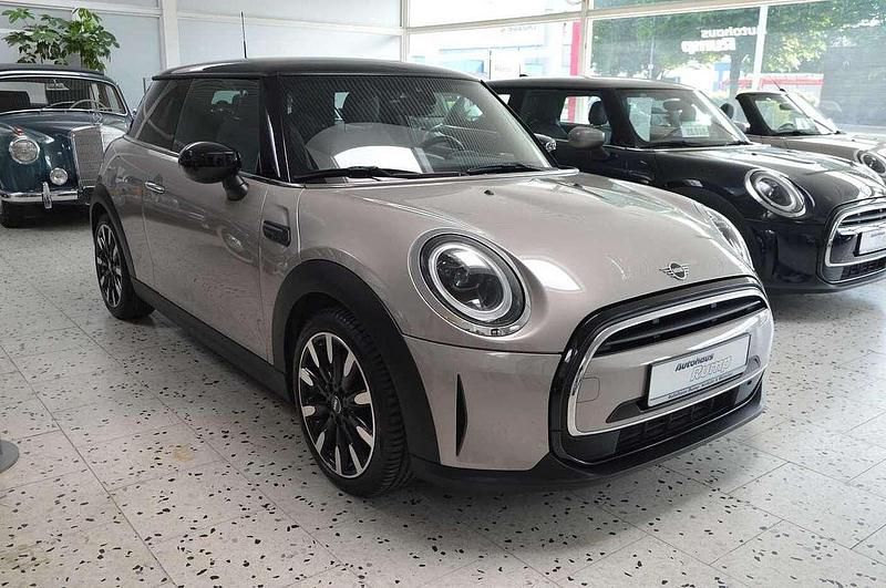 Gebraucht Mini Cooper Classic 136 PS (100 kW) 2021 Grau Kleinwagen