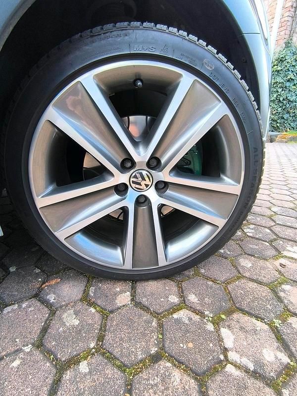 Gebraucht VW Polo Cross 105 PS (77 kW) 2011 Schwarz Kleinwagen