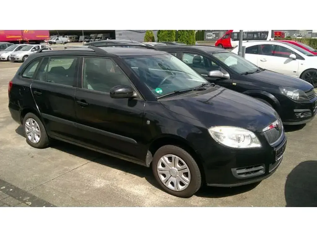 Gebraucht Skoda Fabia Ambiente 105 PS (77 kW) 2009 Black magic Kombi
