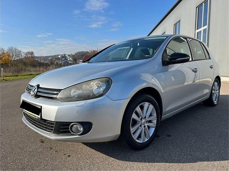 Silber Gebraucht 2011 VW Golf VI Style Kleinwagen | 4.790 € (Fairer Preis) - Bild 1/4