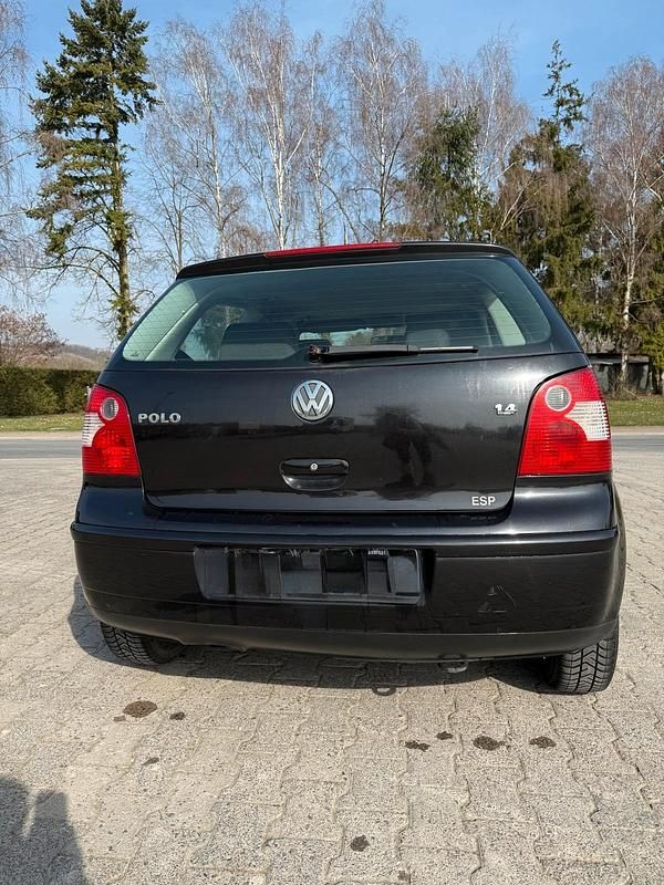 Gebraucht VW Polo 75 PS (55 kW) 2003 Schwarz Kleinwagen
