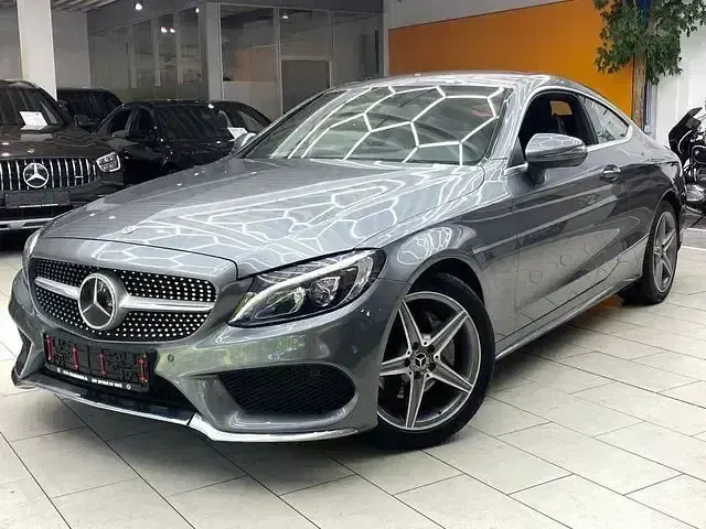 Gebraucht Mercedes C200 AMG line 184 PS (135 kW) 2017 Selenitgrau  metalliclack Coupé