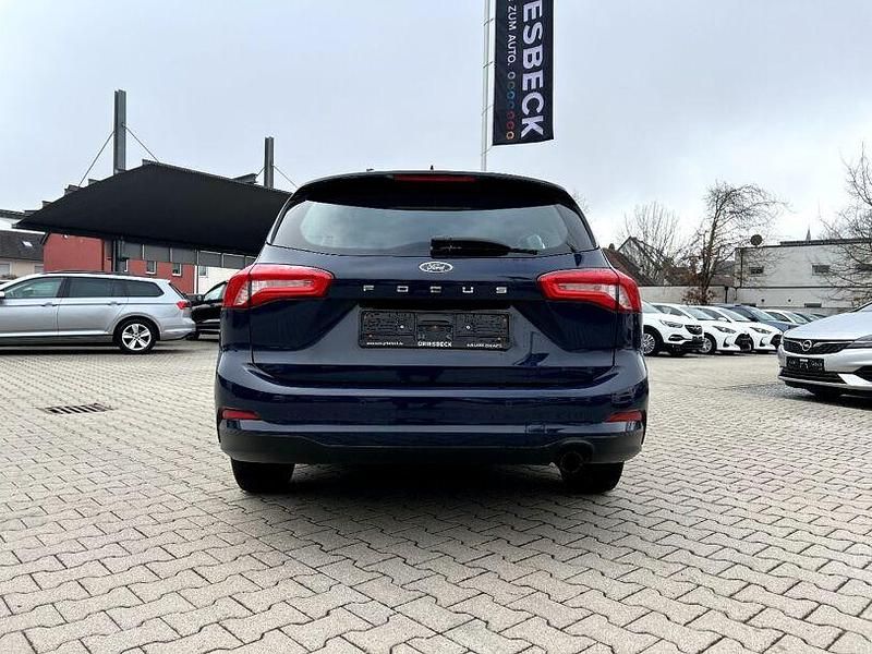 Gebraucht Ford Focus Trend 101 PS (74 kW) 2020 Blazer blau Kombi
