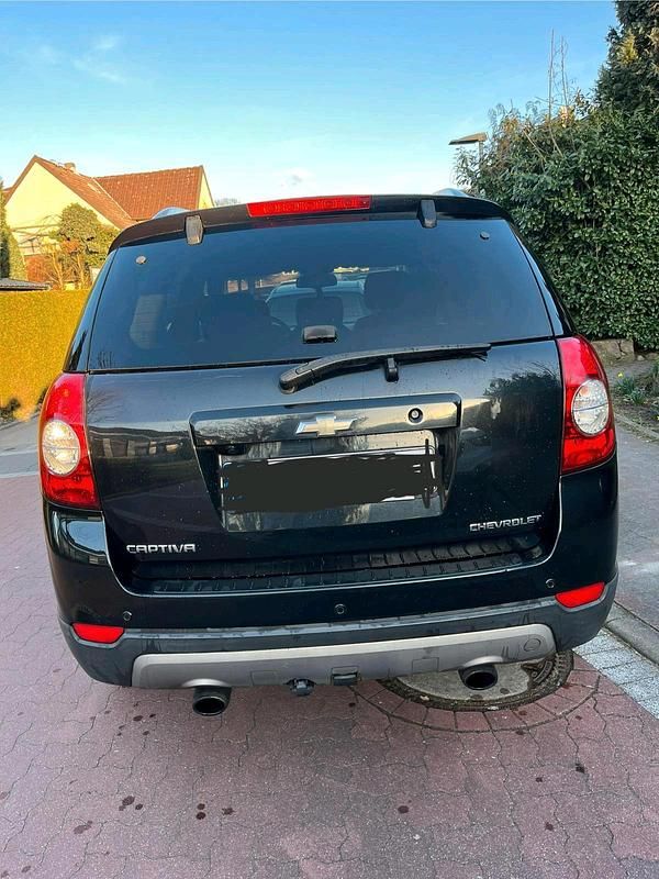 Gebraucht Chevrolet Captiva 170 PS (125 kW) 2012 Schwarz SUV
