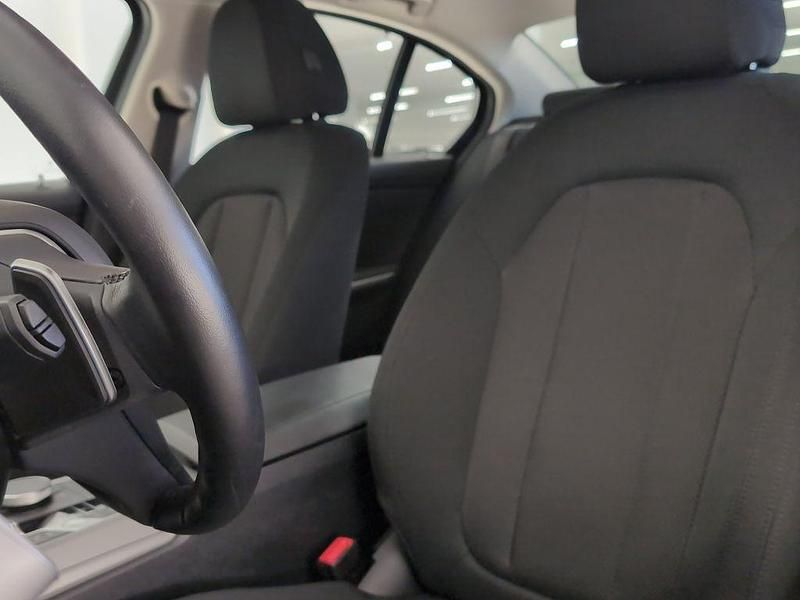 Gebraucht BMW 320e 204 PS (150 kW) 2022 Skyscraper grau metallic Limousine