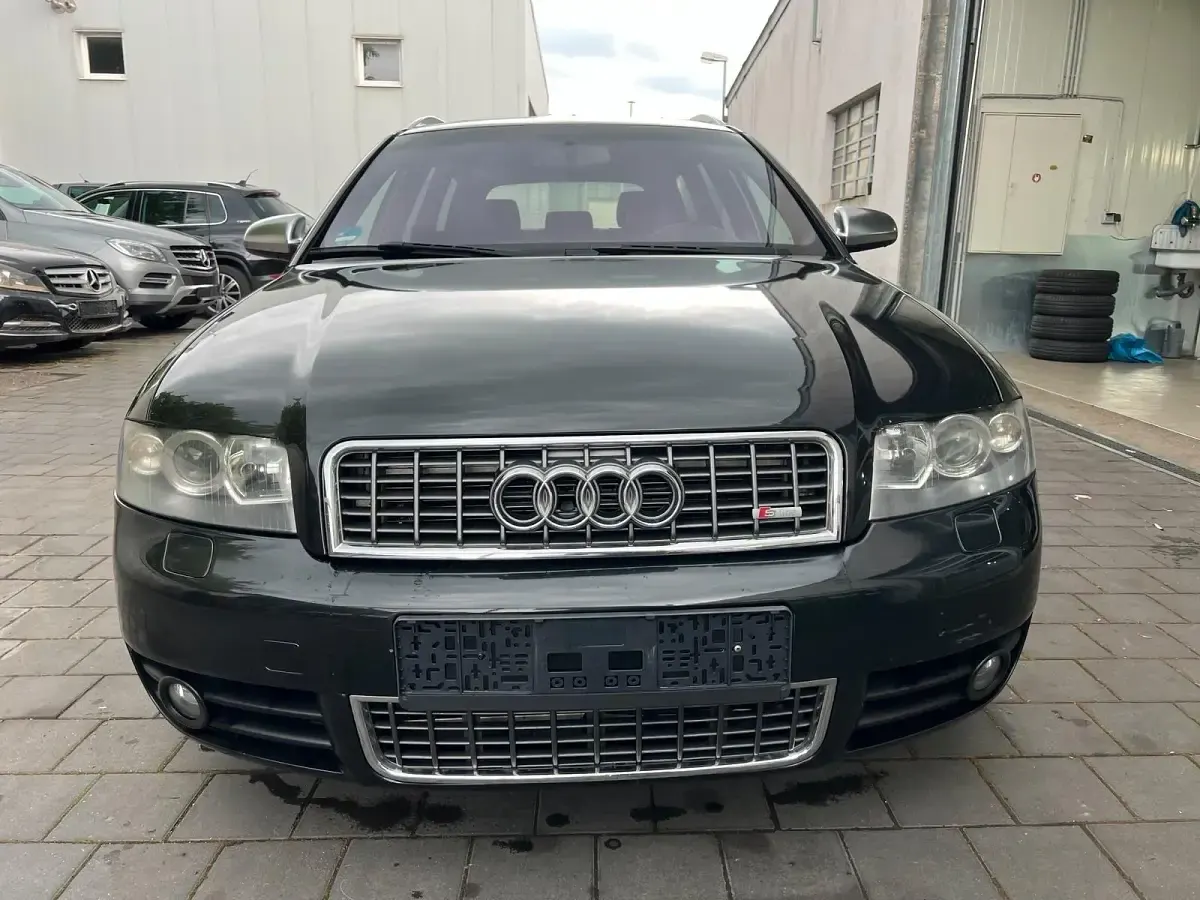 Gebraucht Audi A4 S-Line 131 PS (96 kW) 2002 Schwarz Kombi