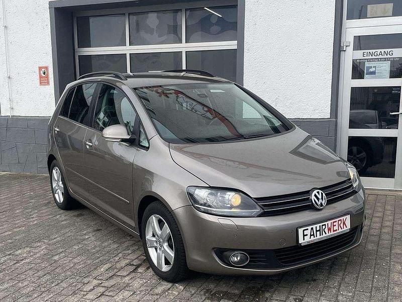 Gebraucht VW Golf Plus Cross Comfortline 160 PS (117 kW) 2011 Braun Van / Kleinbus