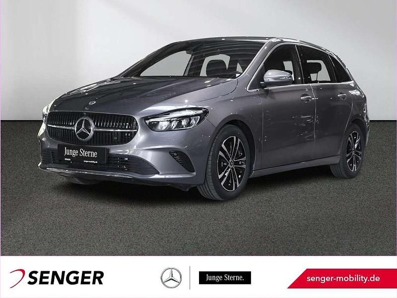 Lack mountaingrau Gebraucht 2024 Mercedes B180 Progressive Van / Kleinbus | 32.770 € (Fairer Preis) - Bild 1/3