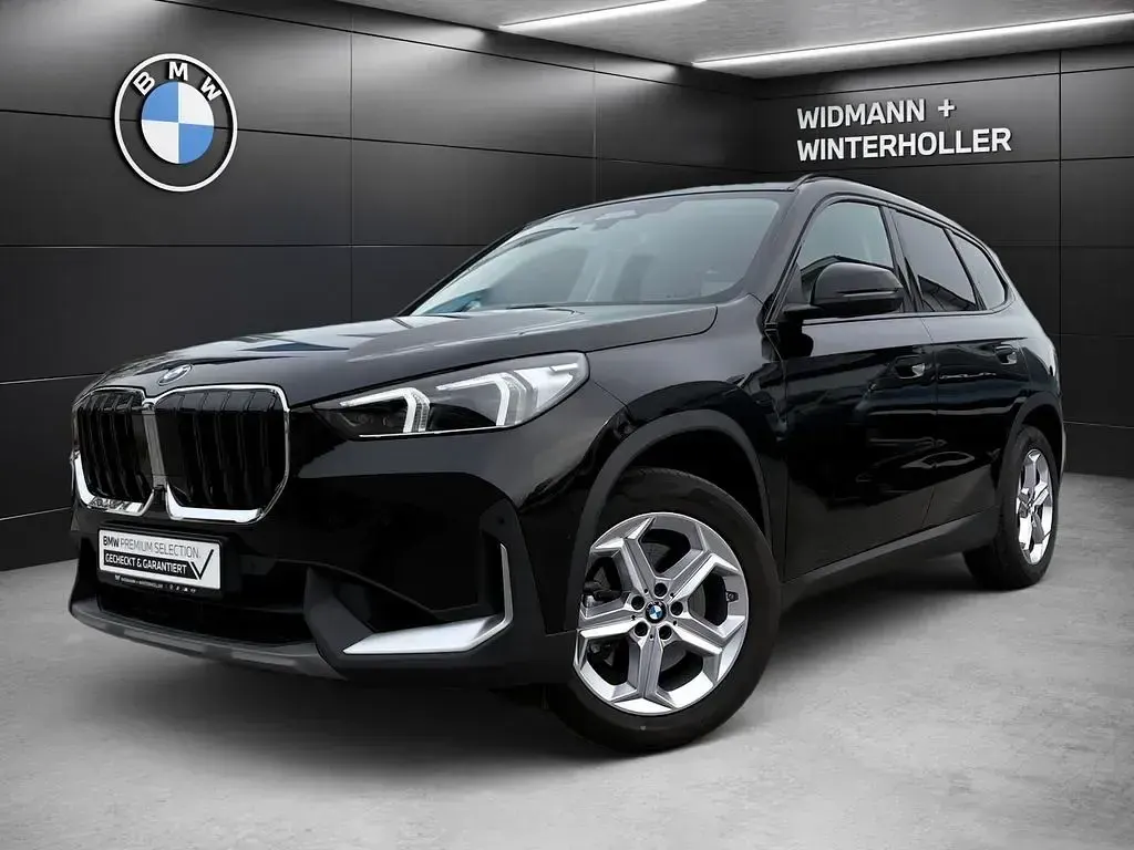 Używany BMW X1 Shadowline 204 KM (150 kW) 2025 Czarny SUV