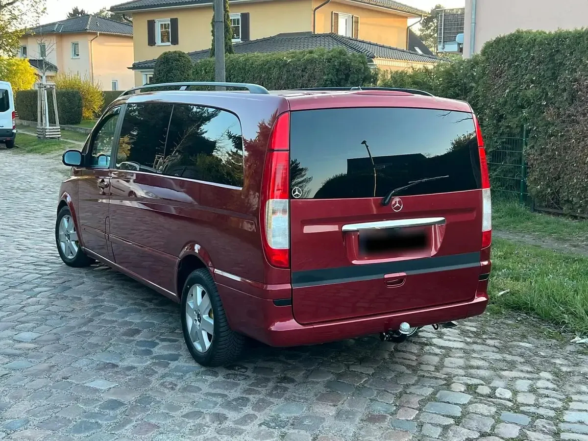 Gebraucht Mercedes Viano 150 PS (110 kW) 2006 Rot Van / Kleinbus