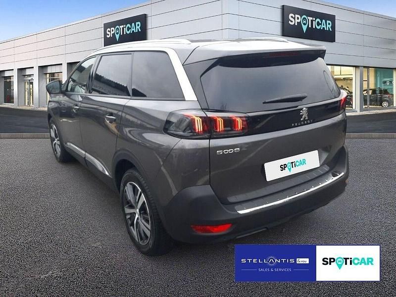 Gebraucht Peugeot 5008 Allure 131 PS (96 kW) 2024 Grau SUV