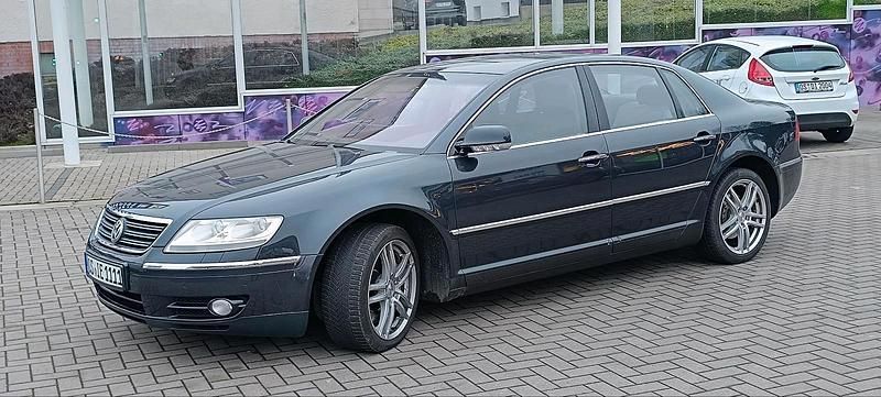 Grau Gebraucht 2006 VW Phaeton Limousine | 5.300 € - Bild 1/4