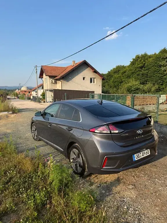 Gebraucht Hyundai Ioniq Prime 141 PS (103 kW) 2019 Grau Kleinwagen