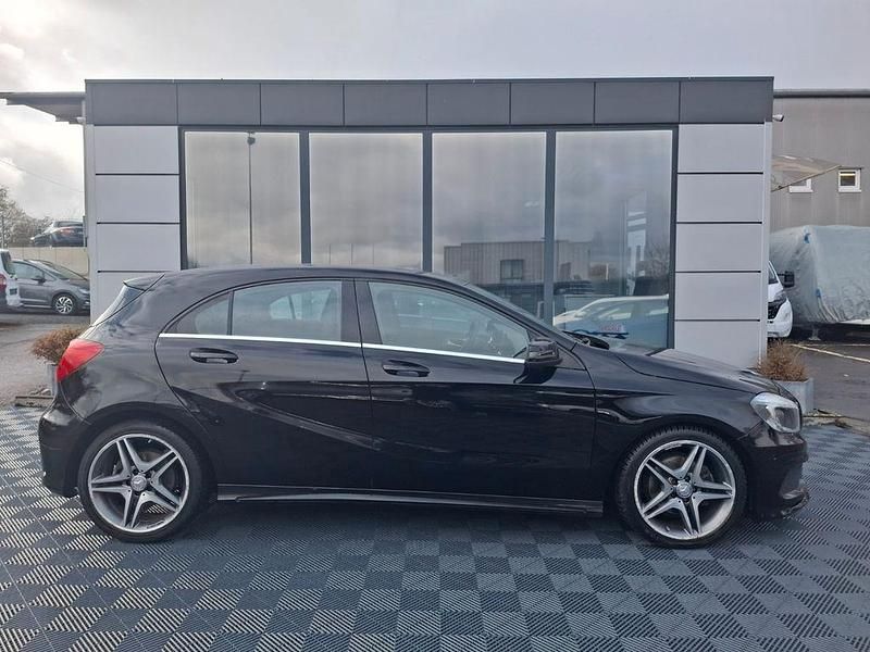 Gebraucht Mercedes A180 AMG line 122 PS (89 kW) 2015 Schwarz Limousine