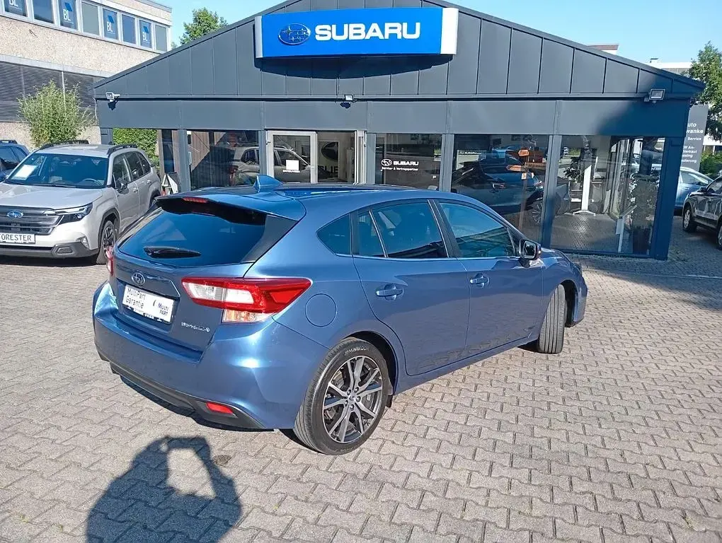 Gebraucht Subaru Impreza Comfort 156 PS (114 kW) 2018 Blau Limousine
