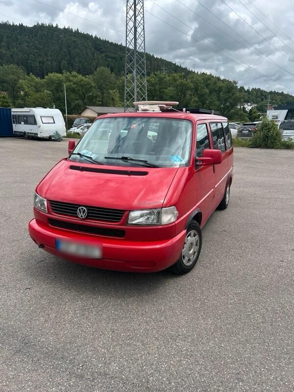 Rot Gebraucht 1996 VW T4 Van | 3.900 € (Etwas zu teuer) - Bild 1/4