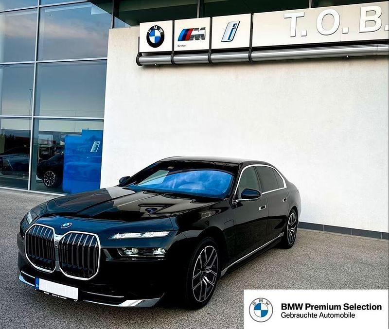 Schwarz Gebraucht 2024 BMW 750e Executive Limousine | 122.400 € - Bild 1/4