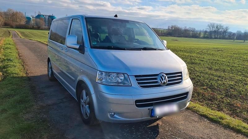 Silber Gebraucht 2009 VW Multivan Van | 14.900 € (Fairer Preis) - Bild 1/4