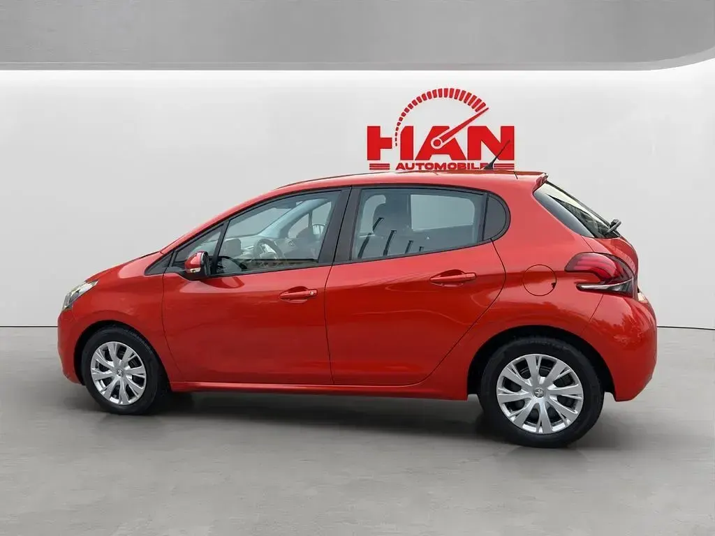 Gebraucht Peugeot 208 Active 82 PS (60 kW) 2016 Orange Kleinwagen