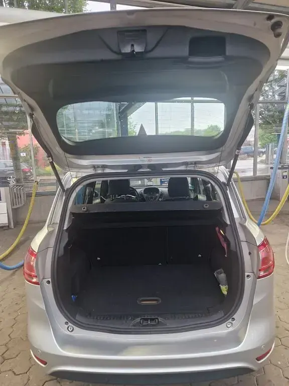 Gebraucht Ford B-MAX SYNC Edition 101 PS (74 kW) 2014 Silber Van / Kleinbus