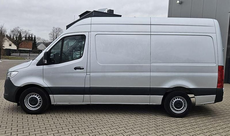 Gebraucht Mercedes Sprinter 150 PS (110 kW) 2022 Silber Van