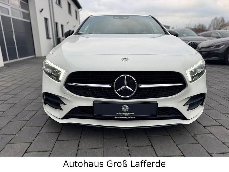 Gebraucht Mercedes A180 Edition 136 PS (100 kW) 2020 Weiß Limousine