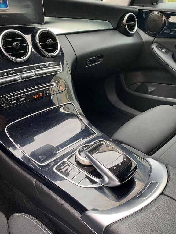 Gebraucht Mercedes C200 136 PS (100 kW) 2016 Grau Limousine