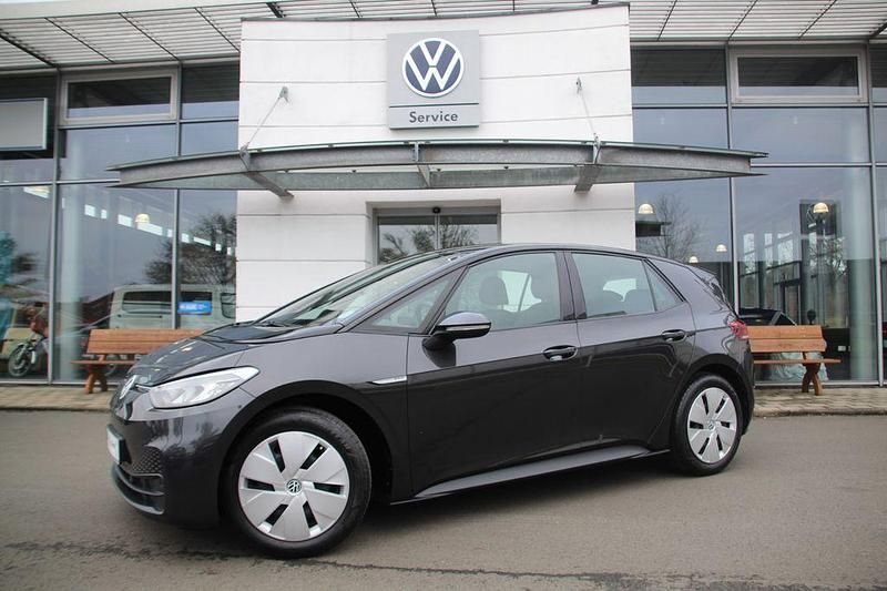 Grau Gebraucht 2021 VW ID.3 Pro Performance Kleinwagen | 19.890 € (Guter Preis) - Bild 1/4