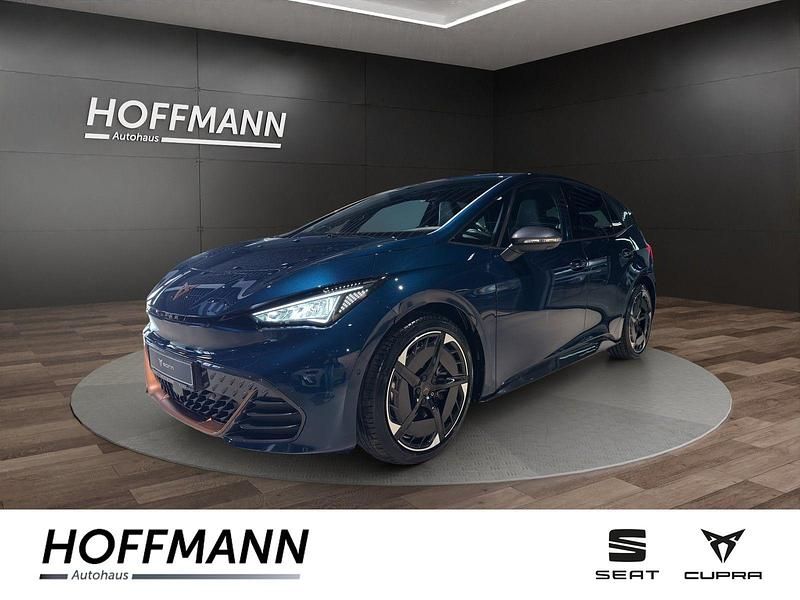 Blau Neu 2025 Cupra Born Kleinwagen | 49.990 € - Bild 1/4