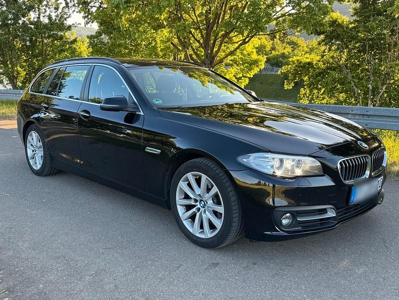 Gebraucht BMW 520 190 PS (139 kW) 2015 Schwarz Kombi