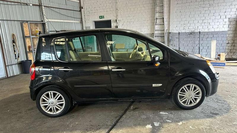 Gebraucht Renault Modus Privilege 111 PS (81 kW) 2005 Schwarz Van / Kleinbus