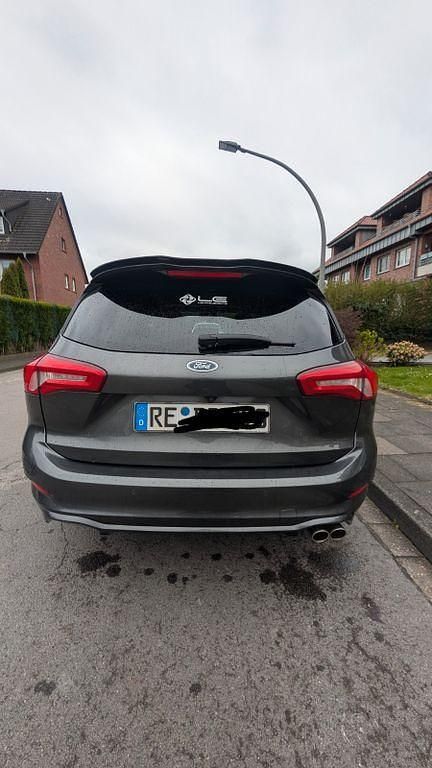Gebraucht Ford Focus ST-Line 182 PS (133 kW) 2019 Grau Limousine