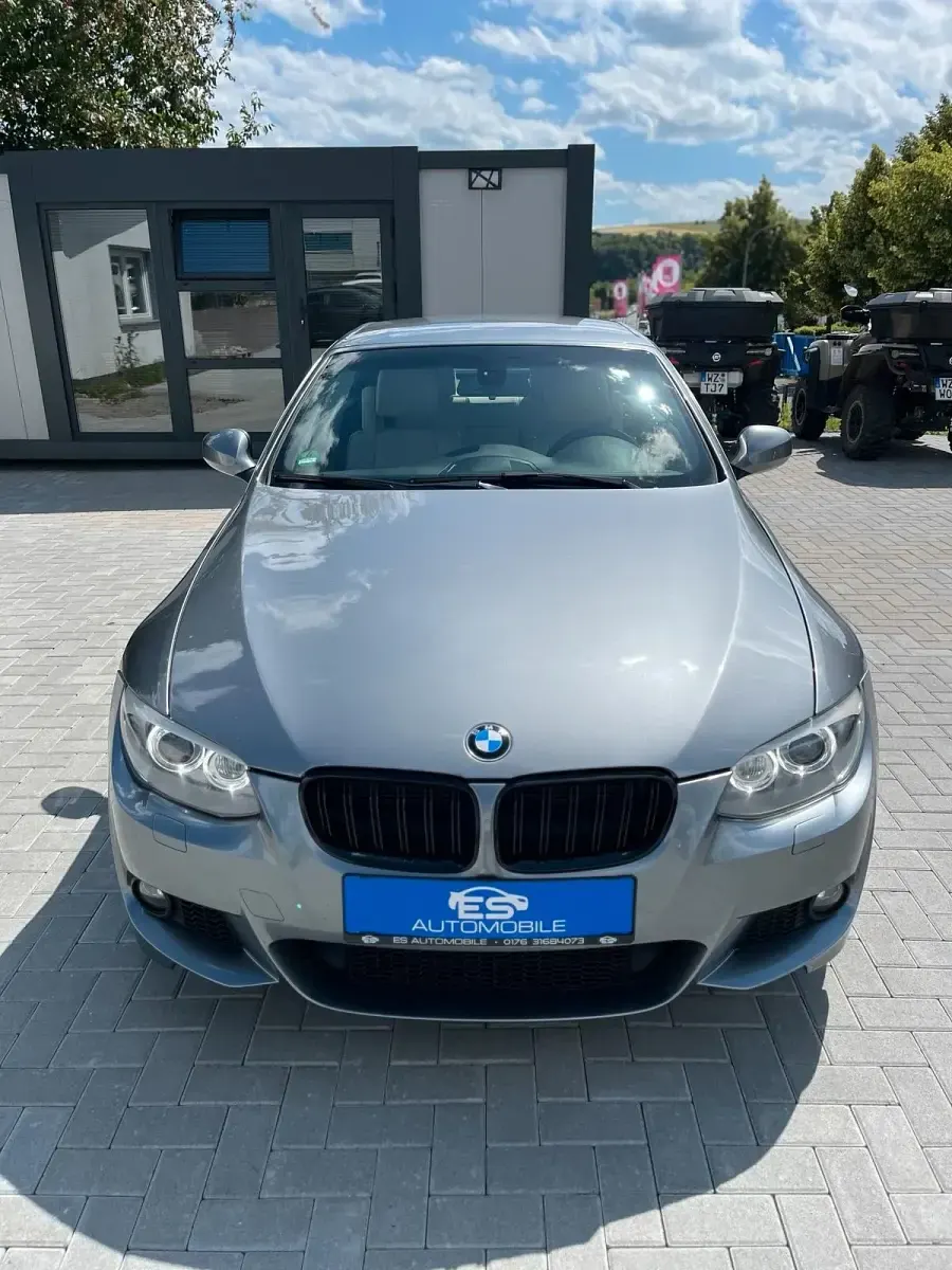 Gebraucht BMW 335 Cabriolet M Sport 306 PS (225 kW) 2013 Grau Cabrio