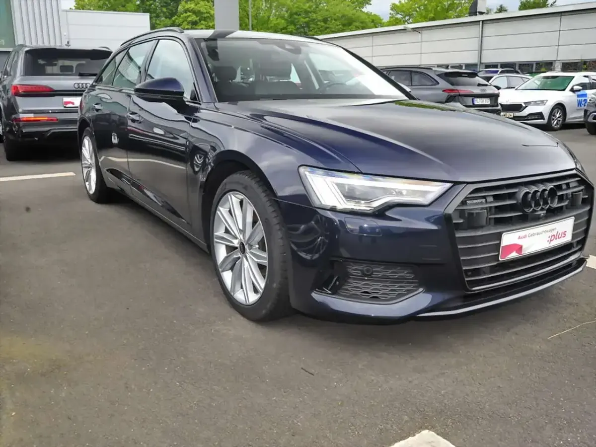 Gebraucht Audi A6 Sport 299 PS (219 kW) 2023 Firmamentblau Kombi