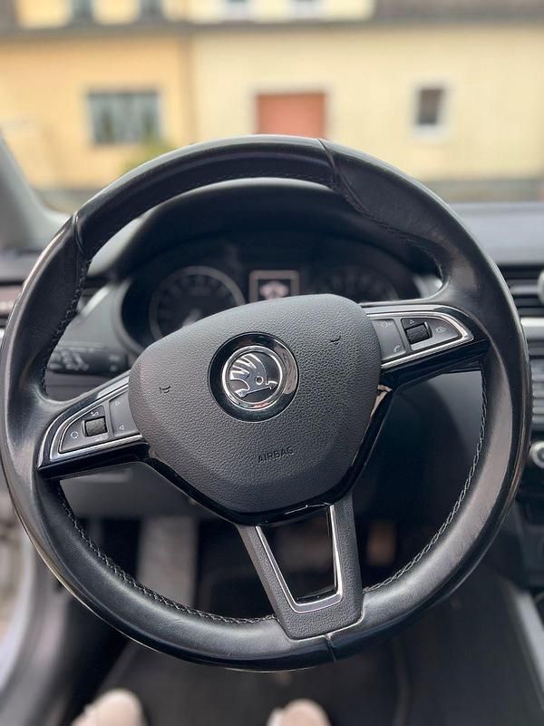 Gebraucht Skoda Octavia 150 PS (110 kW) 2013 Silber Limousine