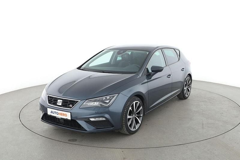 Grau Gebraucht 2020 Seat Leon FR Limousine | 18.290 € (Fairer Preis) - Bild 1/3
