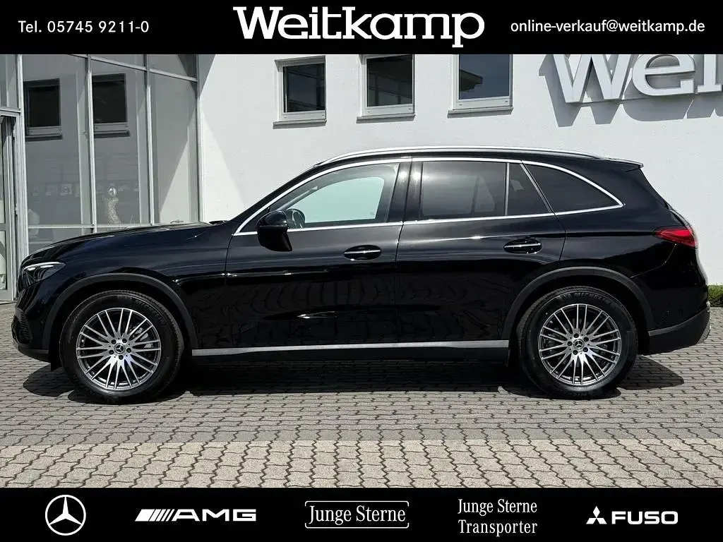 Gebraucht Mercedes GLC220 197 PS (144 kW) 2024 Unilack schwarz SUV